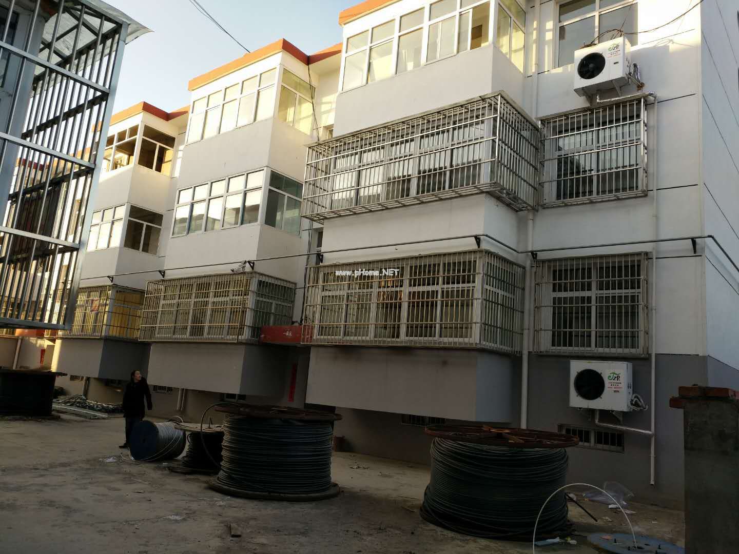 空气源无水地暖.jpg